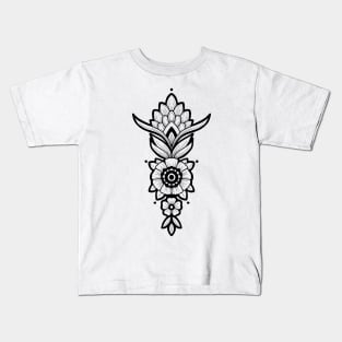 Symmetrical flower design Kids T-Shirt